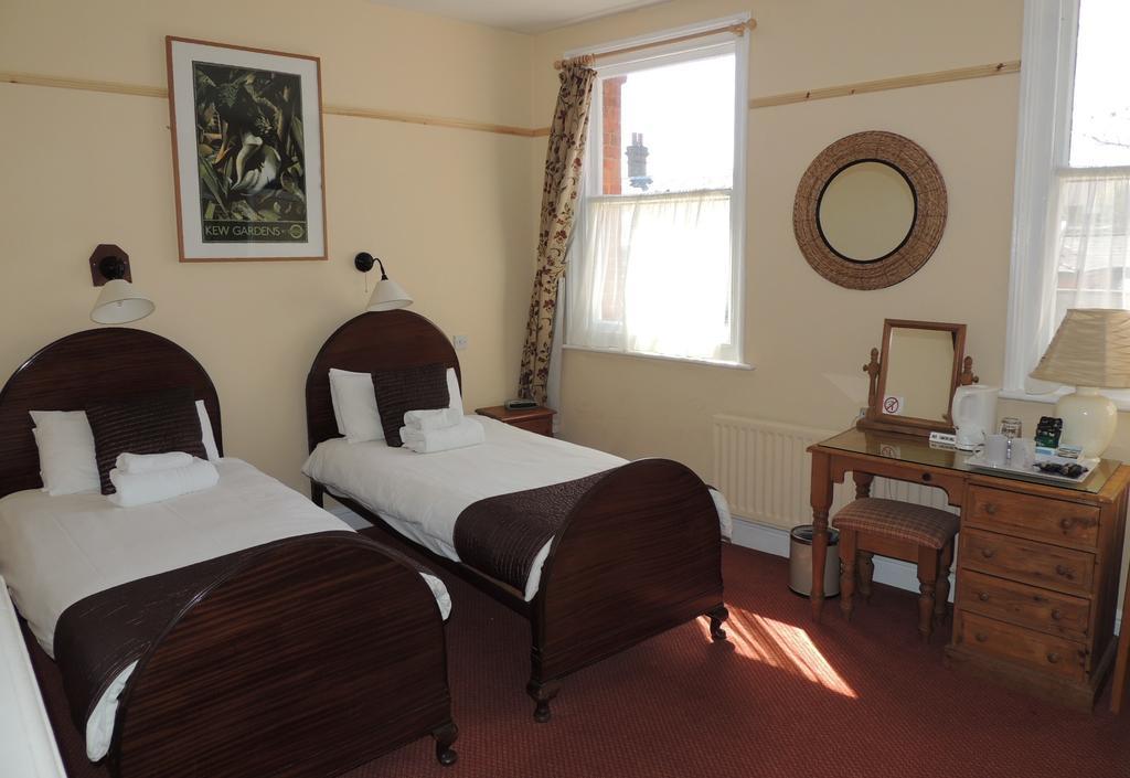 Railway Hotel Faversham Quarto foto